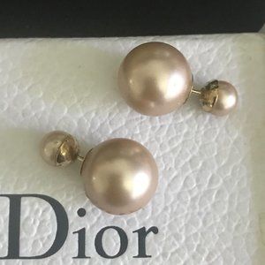 Dior pearl earrings